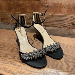 Black J.Renee wedge size 11